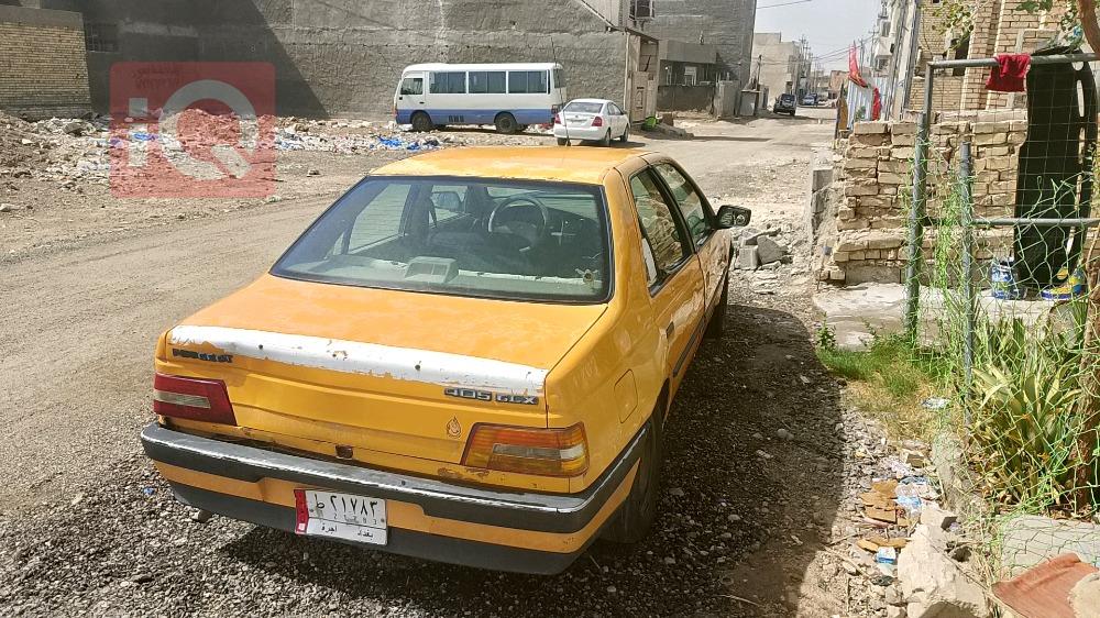 Peugeot 405